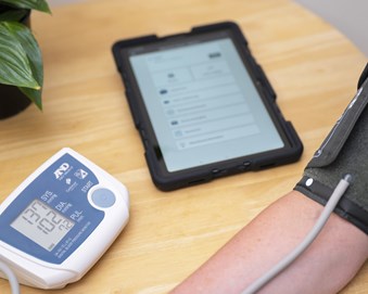 Using telehealth peripherals | Remote patient monitoring